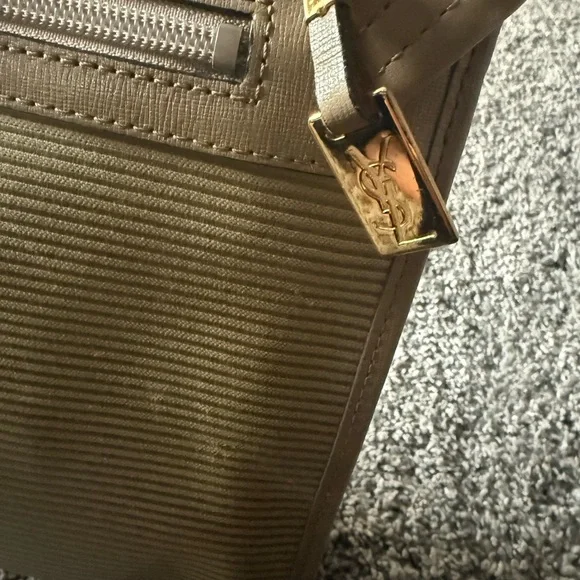 💎AUTHENTIC💎Vintage Yves Saint Laurent clutch bag/wristlet - Picture 10 of 15